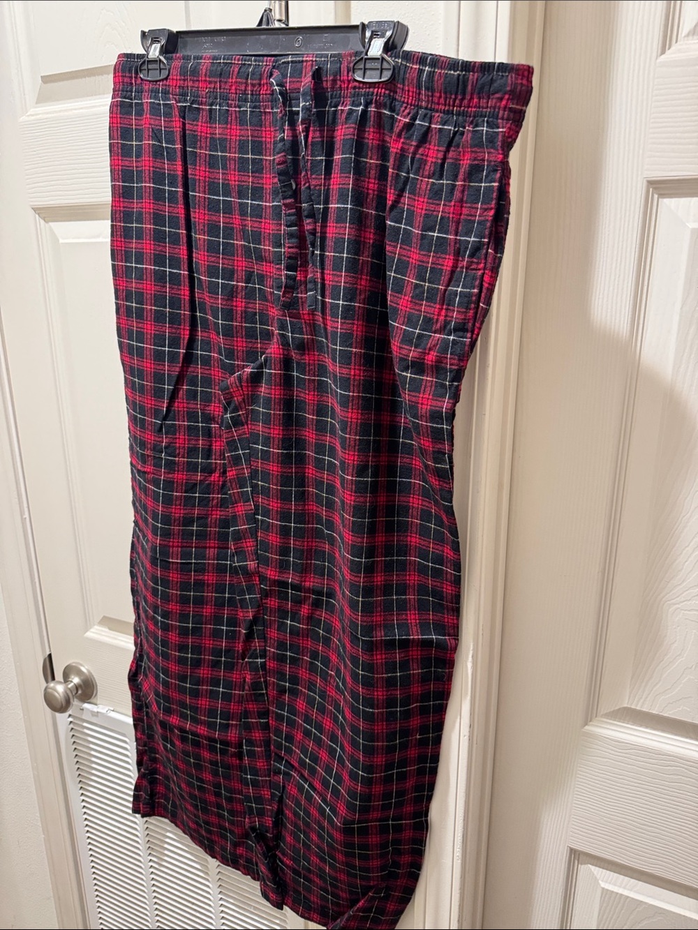 Merona Red and Black Plaid Men’s Lounge Pants